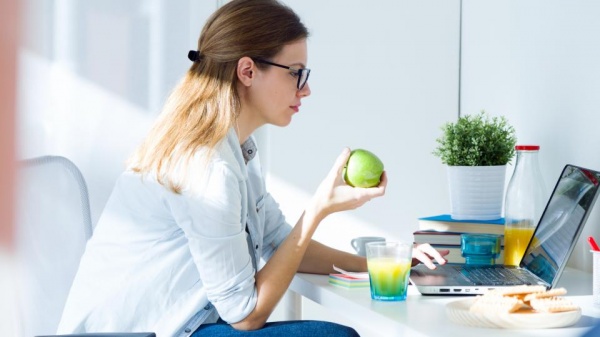 Freelance işləyərkən etməməli olduğunuz 4 şey