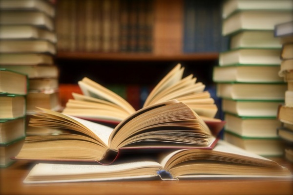 Məşhur 9 milyarderin tövsiyyə etdiyi kitablar